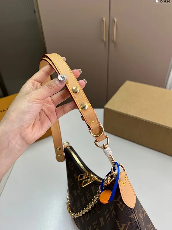 All Categories Official Website "Brand Women's Bags" Women's Bags 💙 LV 2025 New LV Crossbody Bag