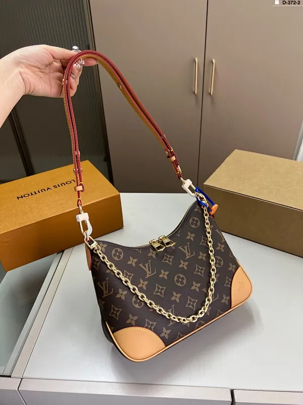 All Categories Official Website "Brand Women's Bags" Women's Bags 💙 LV 2025 New LV Crossbody Bag