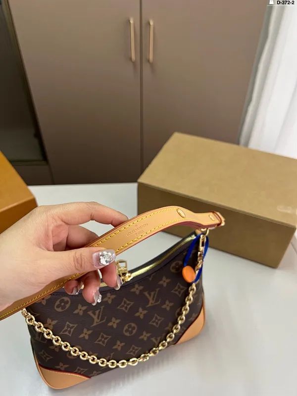 All Categories Official Website "Brand Women's Bags" Women's Bags 💙 LV 2025 New LV Crossbody Bag