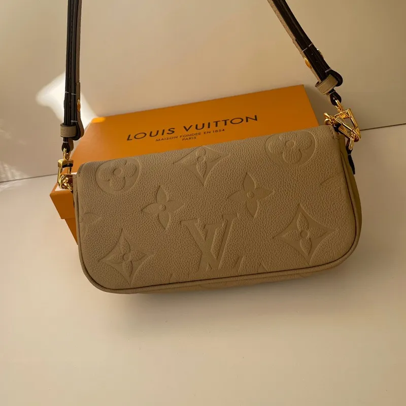 All Categories Official Website "Brand Women's Bags" Women's Bags 💙 LV 2024 New LV Crossbody Bag