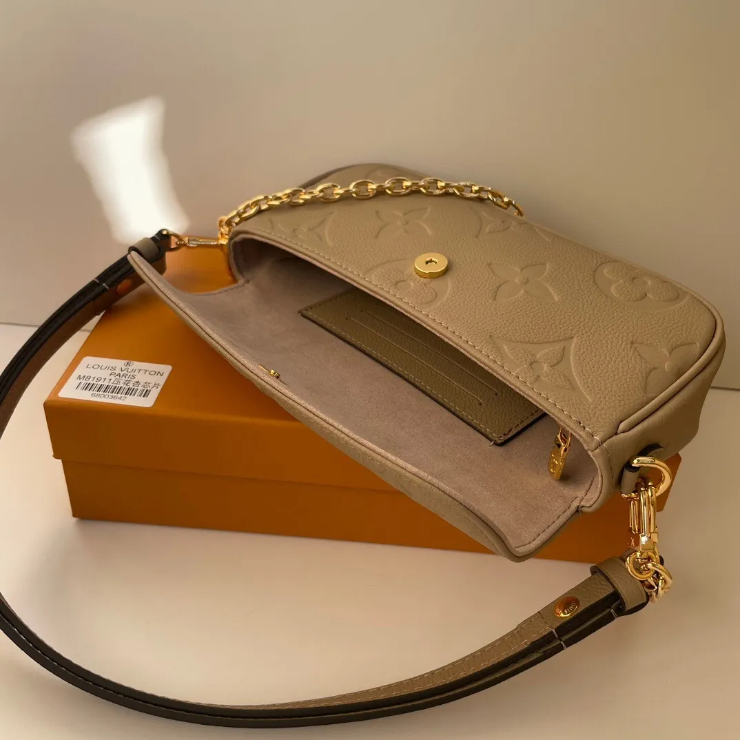 All Categories Official Website "Brand Women's Bags" Women's Bags 💙 LV 2024 New LV Crossbody Bag