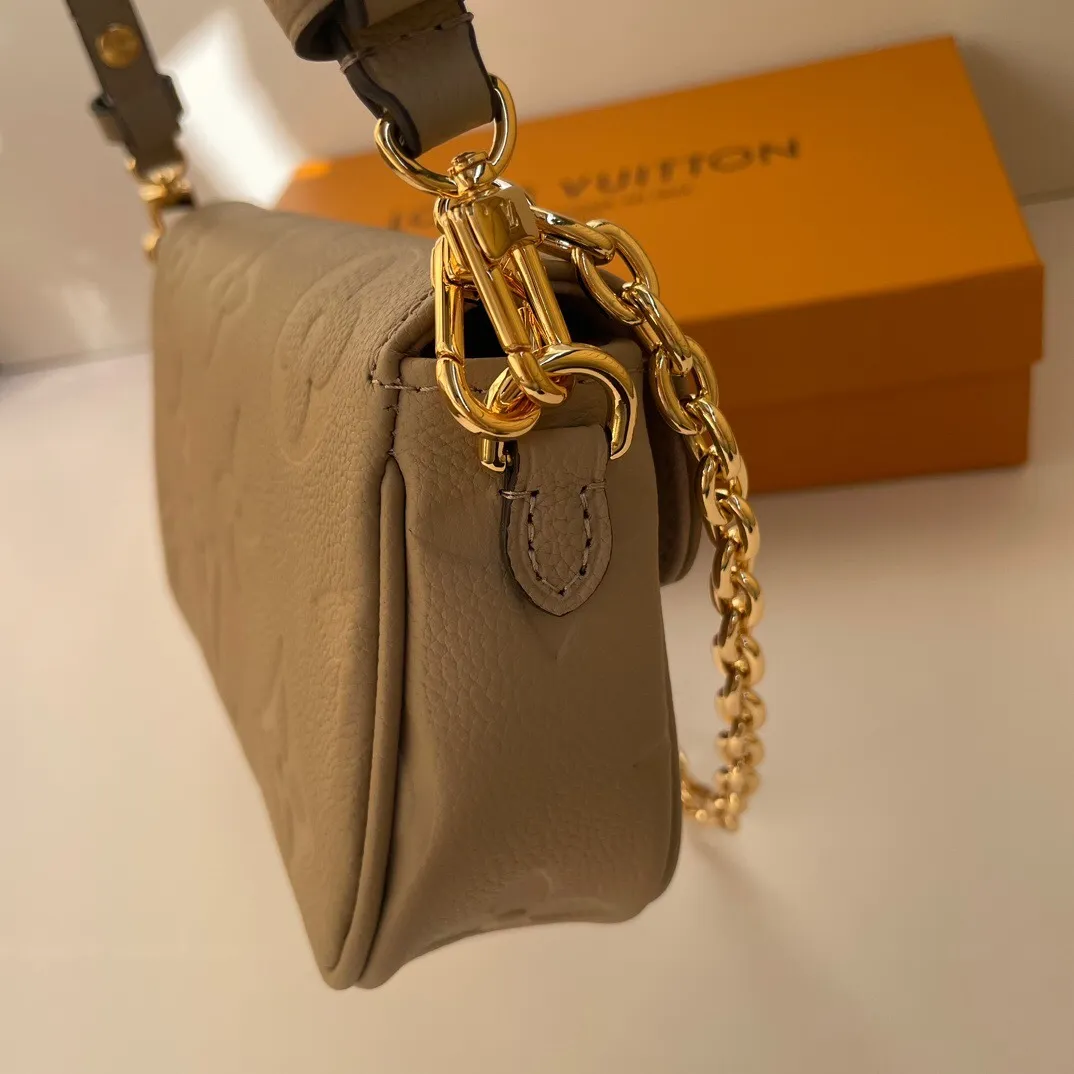 All Categories Official Website "Brand Women's Bags" Women's Bags 💙 LV 2024 New LV Crossbody Bag