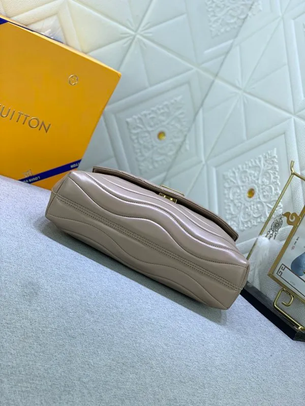All Categories Official Website "Brand Women's Bags" Women's Bags 💙 LV 2023 New LV Crossbody Bag