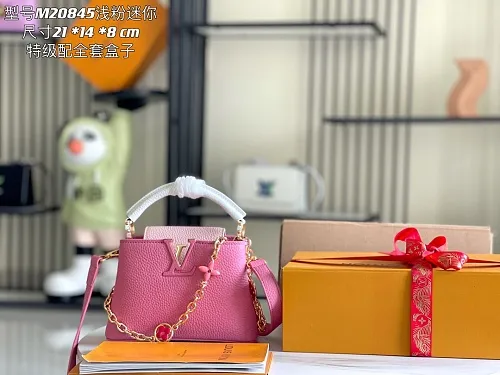 All Categories 💚 Authentic Grade Bags 💚 LV 2026 New LV Top Replica Crossbody Shoulder Bag
