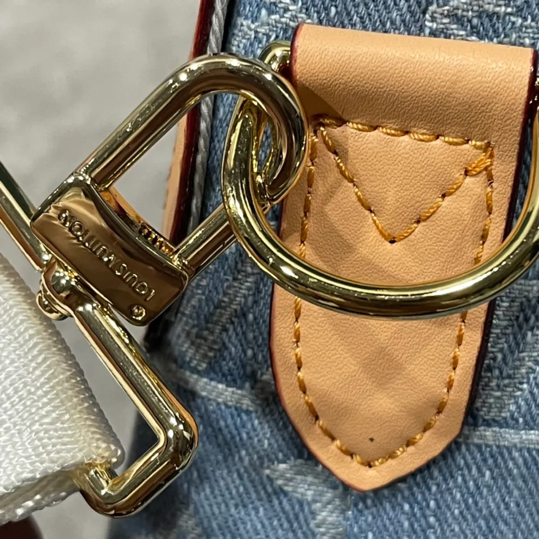 All Categories Official Website "Brand Women's Bags" Women's Bags 💙 LV 2026 New LV Crossbody Bag