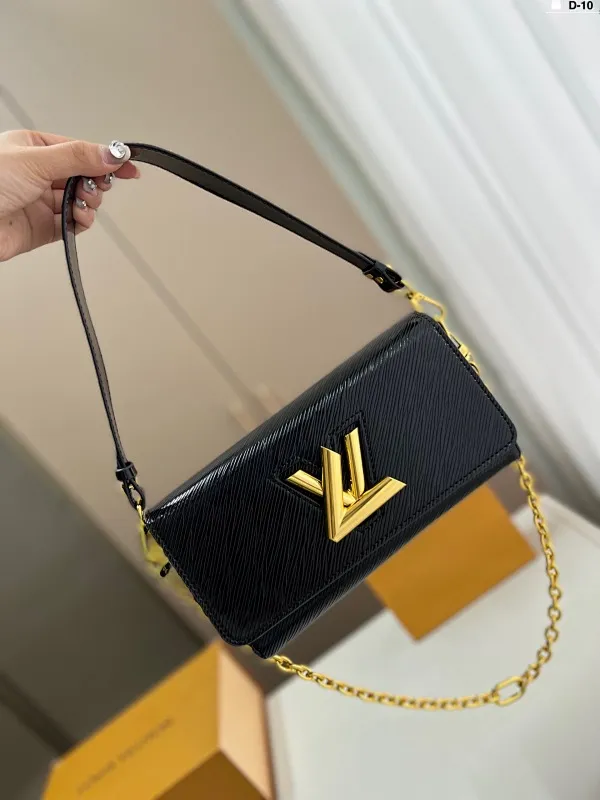 All categories Official website "Brand Women's Bags" Women's Bags 💙 LV 2025 new LV armpit bag