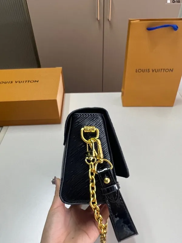 All categories Official website "Brand Women's Bags" Women's Bags 💙 LV 2025 new LV armpit bag