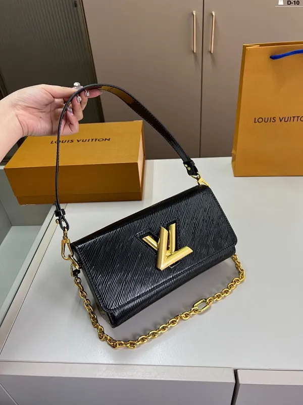 All categories Official website "Brand Women's Bags" Women's Bags 💙 LV 2025 new LV armpit bag