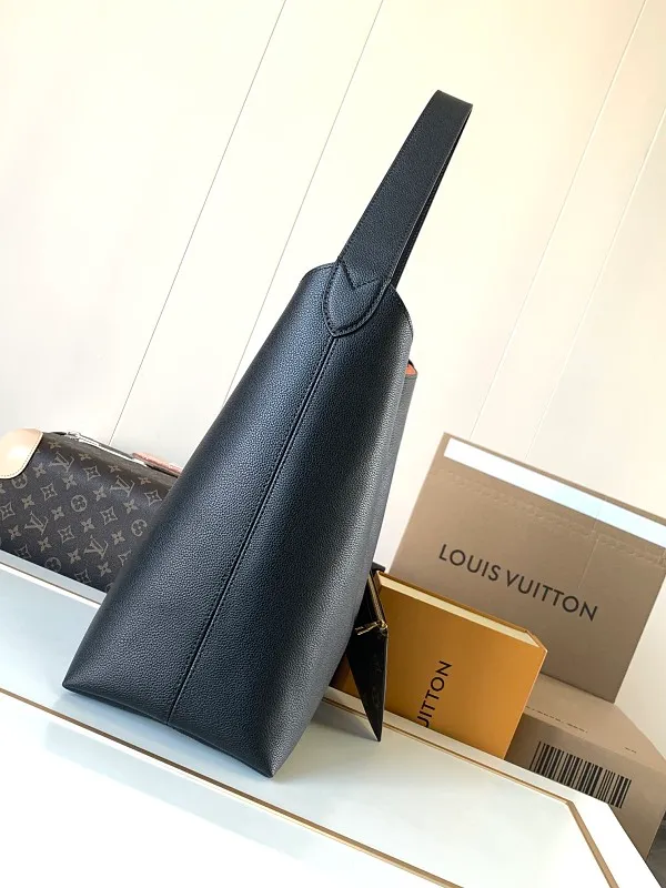 All Categories Official Website "Brand Women's Bags" Women's Bags 💙 LV 2026 Official Website New LV Crossbody Bag