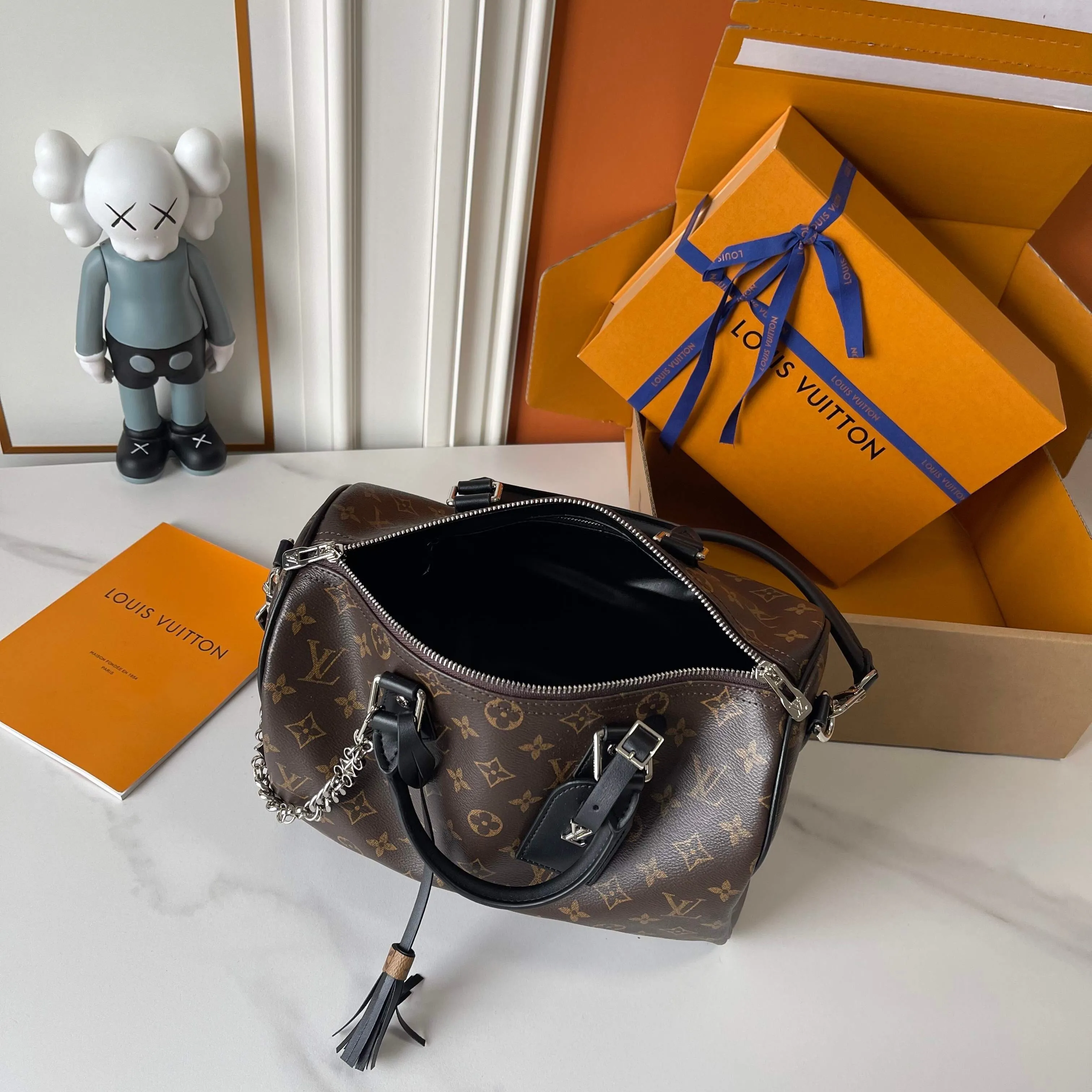 All Categories Official Website "Brand Women's Bags" Women's Bags 💙 LV 2025 New LV Crossbody Bag