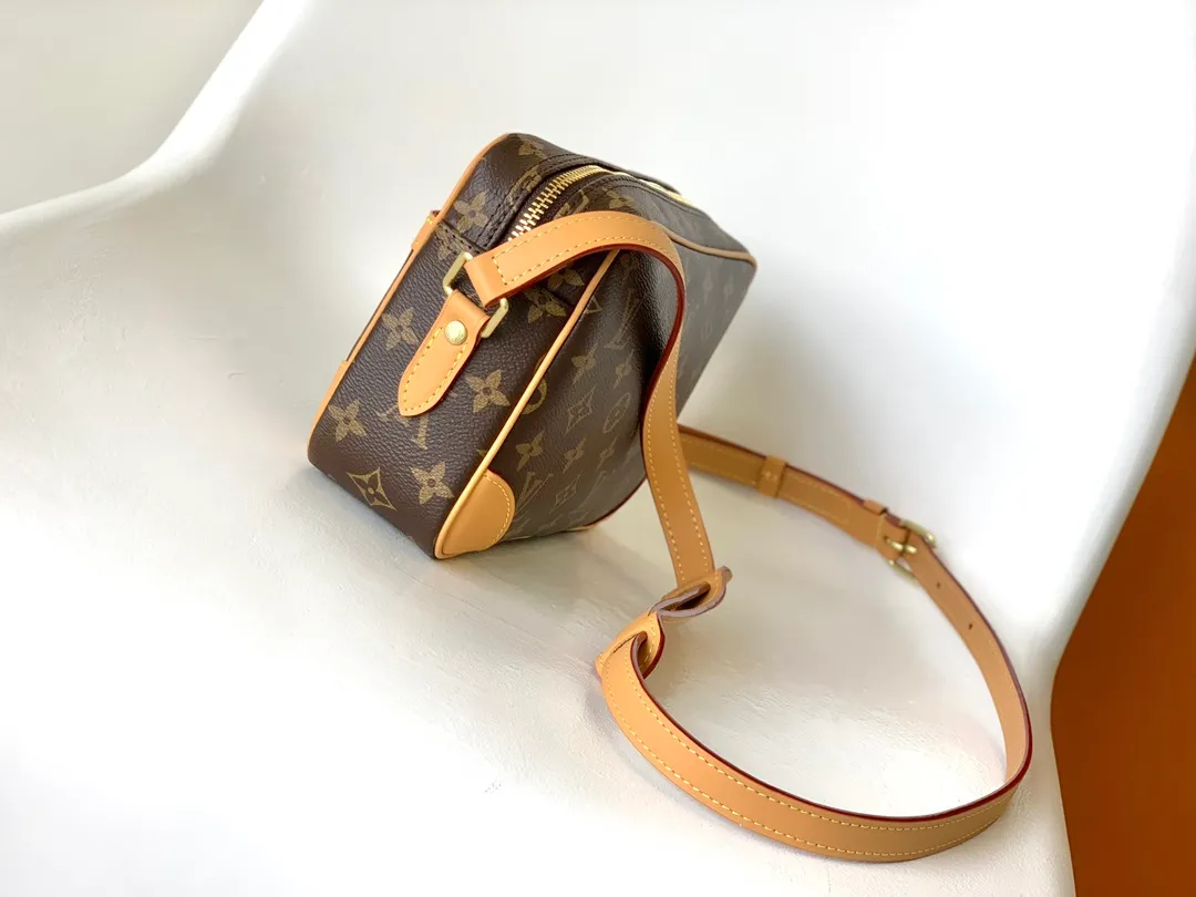 All Categories Official Website "Brand Women's Bags" Women's Bags 💙 LV 2026 New LV Crossbody Bag