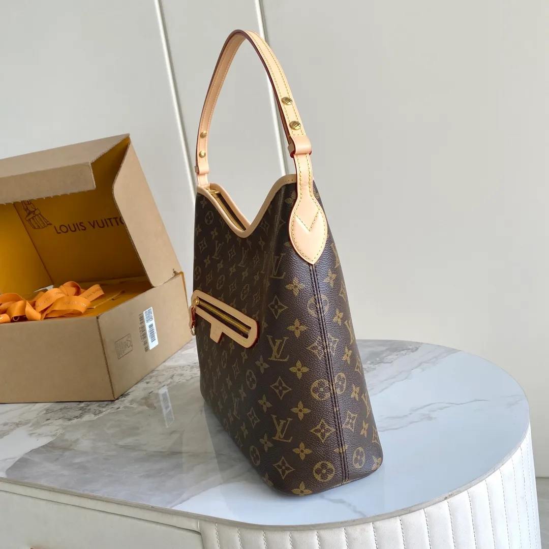 All Categories Official Website "Brand Women's Bags" Women's Bags 💙 LV LV 2026 New Crossbody Shoulder Bag