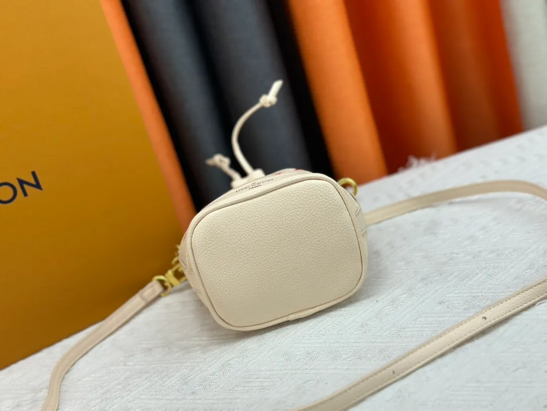 All Categories Official Website "Brand Women's Bags" Women's Bags 💙 LV 2024 Official Website New LV Crossbody Bags