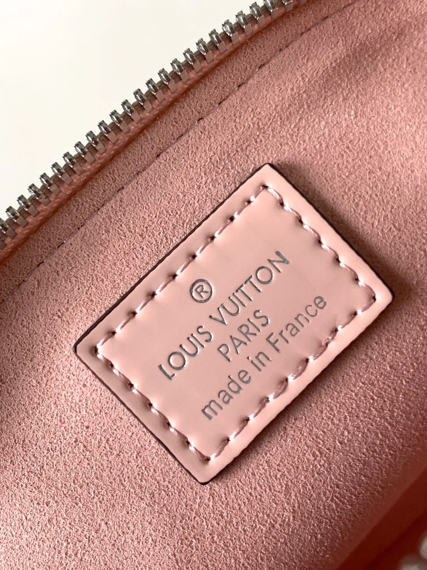 All Categories Official Website "Brand Women's Bags" Women's Bags 💙 LV 2025 New LV Crossbody Bag