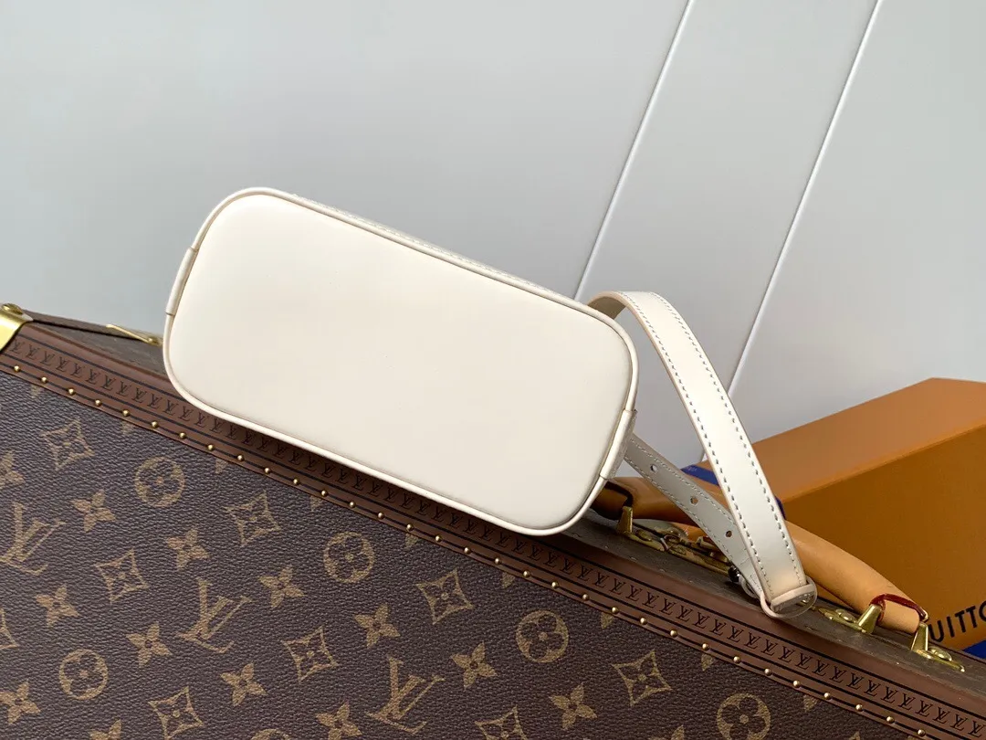 All Categories Official Website "Brand Women's Bags" Women's Bags 💙 LV 2025 New LV Crossbody Bag