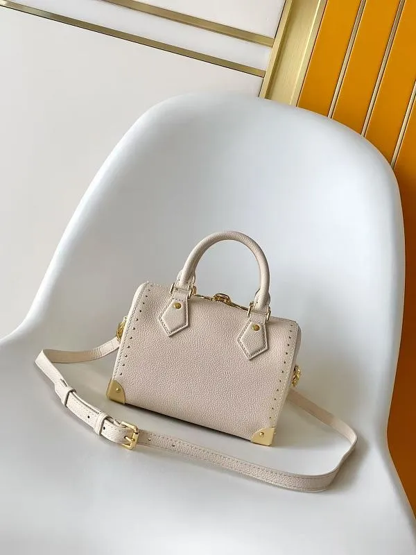 All Categories Official Website "Brand Women's Bags" Women's Bags 💙 LV 2026 New LV Crossbody Bag