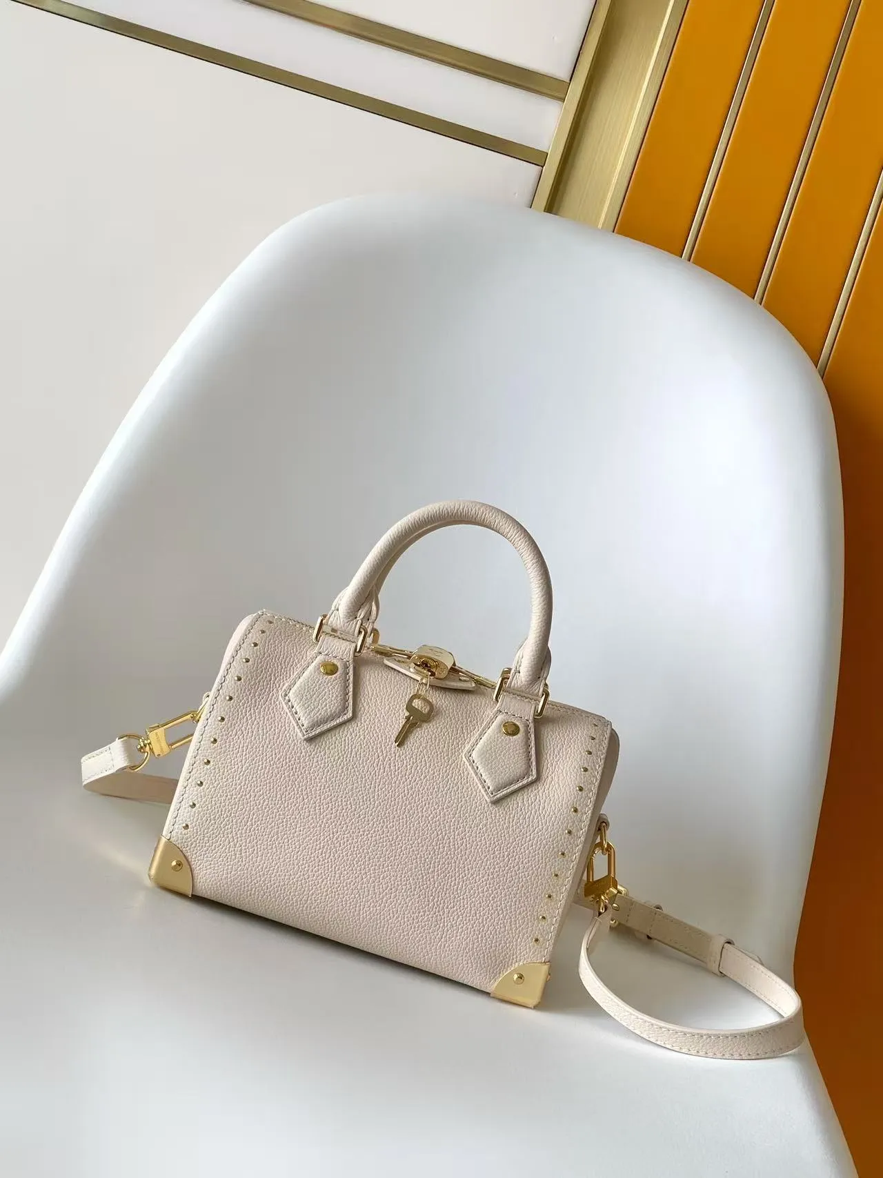 All Categories Official Website "Brand Women's Bags" Women's Bags 💙 LV 2026 New LV Crossbody Bag