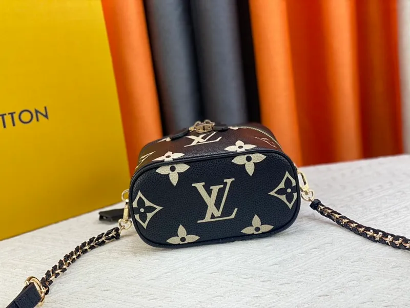 All Categories Official Website "Brand Women's Bags" Women's Bags 💙 LV 2023 New LV Crossbody Bag