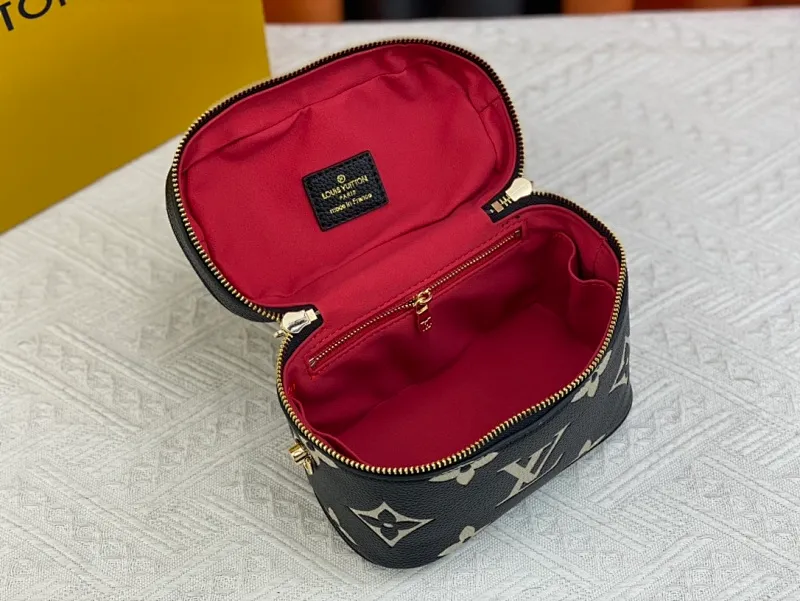 All Categories Official Website "Brand Women's Bags" Women's Bags 💙 LV 2023 New LV Crossbody Bag