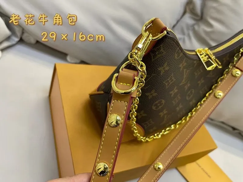 All categories Official website "Brand Women's Bags" Women's Bags 💙 LV fine imitation LV, high imitation LV bags, LV crossbody bags, 2023 official latest version LV croissant bag, LV bag factory, recommended bags, size: 29CM