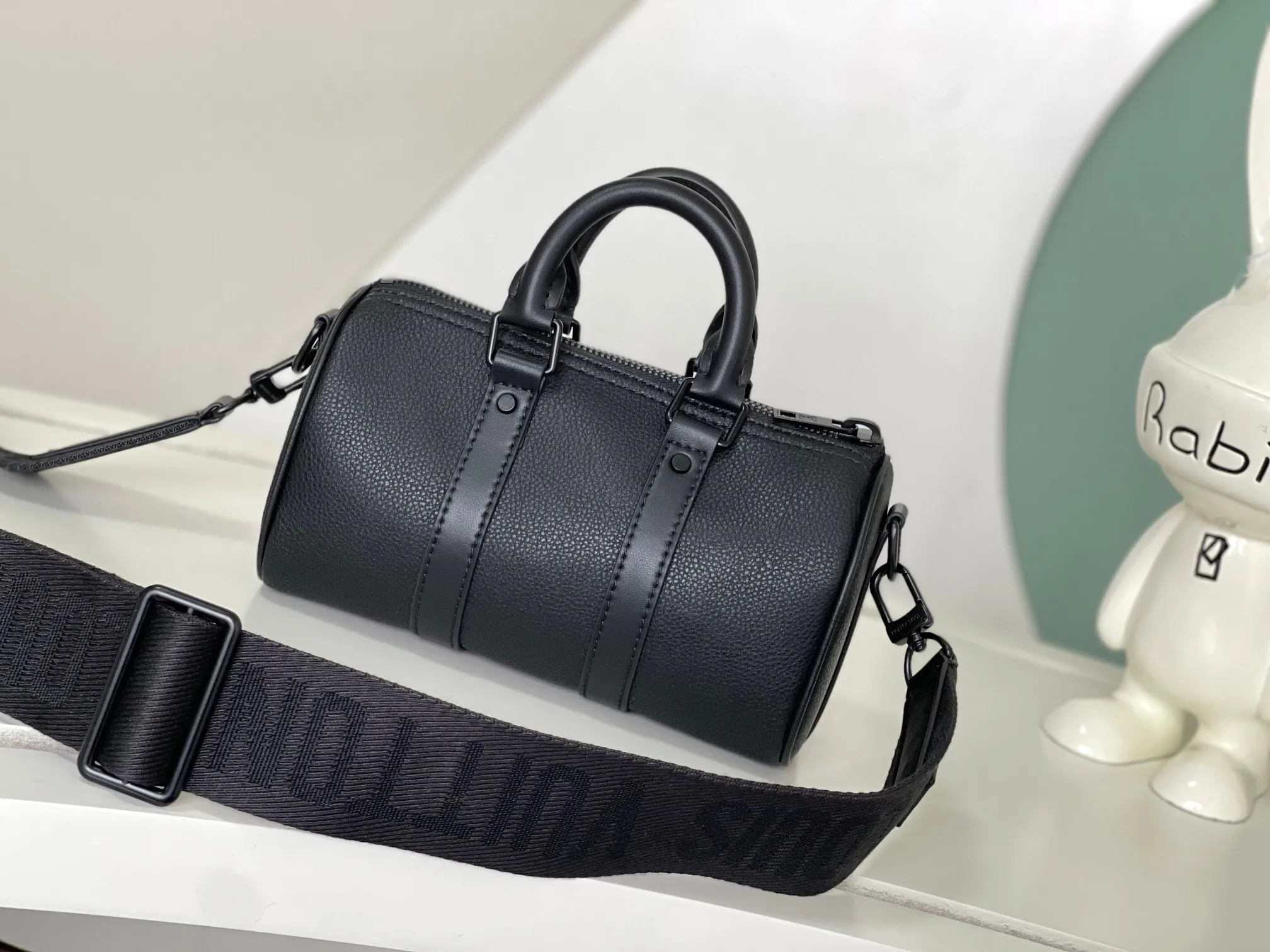 All Categories Official Website "Brand Women's Bags" Women's Bags 💙 LV 2026 New LV Crossbody Bag