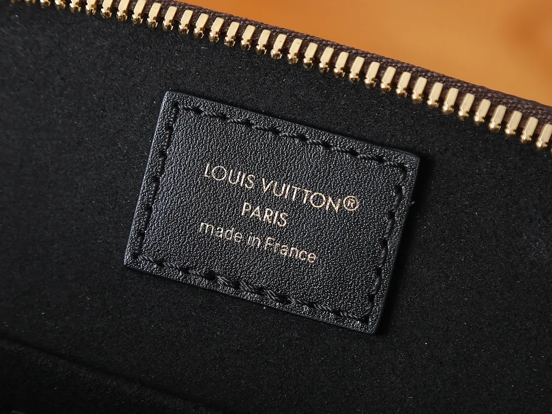 All Categories Official Website "Brand Women's Bags" Women's Bags 💙 LV LV 2026 New Crossbody Shoulder Bag