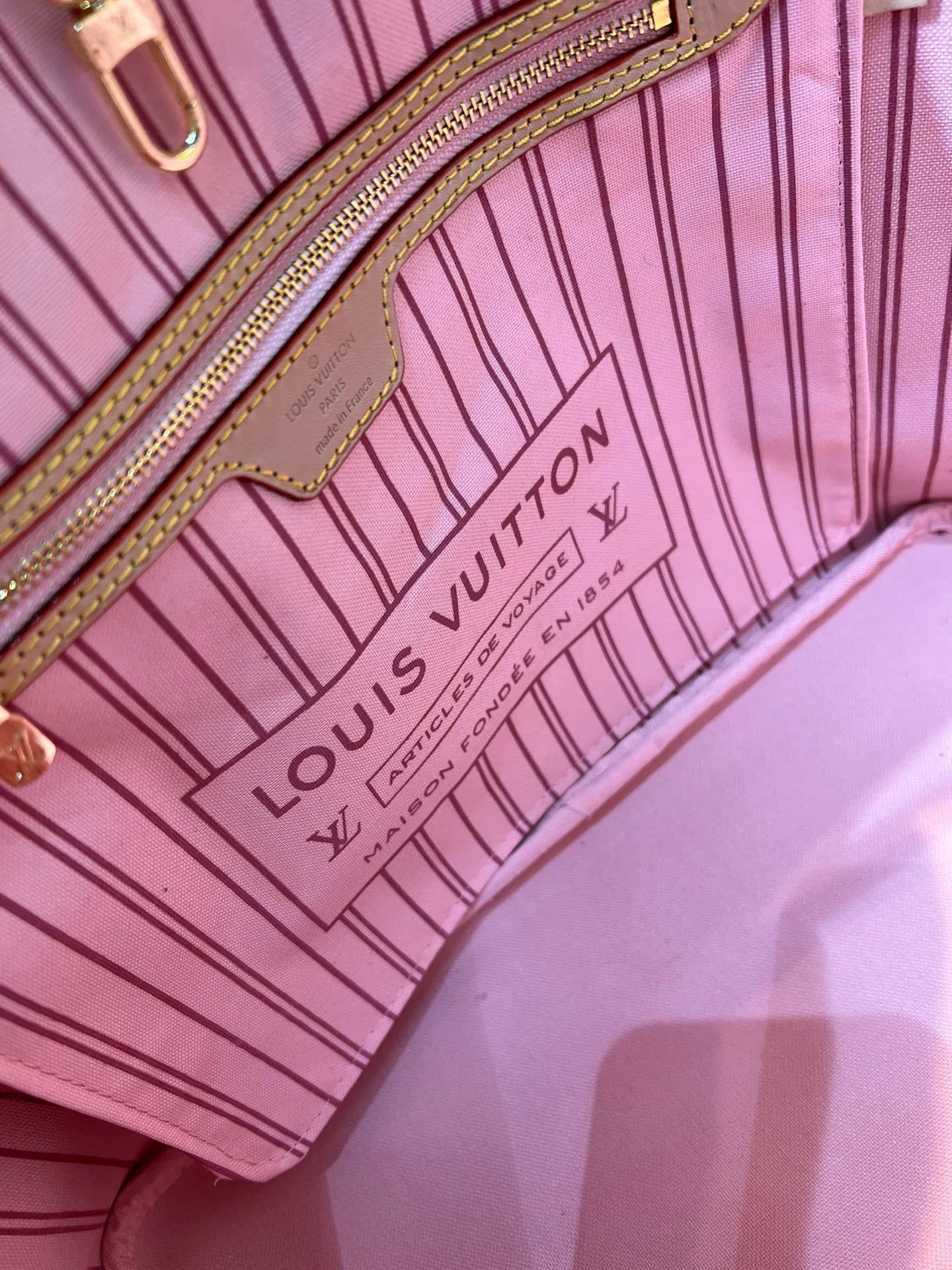 All Categories Official Website "Brand Women's Bags" Women's Bags 💙 LV 2022 Official New LV Handbag Wholesale 58001400 High Quality Size: 32-29-17 CM