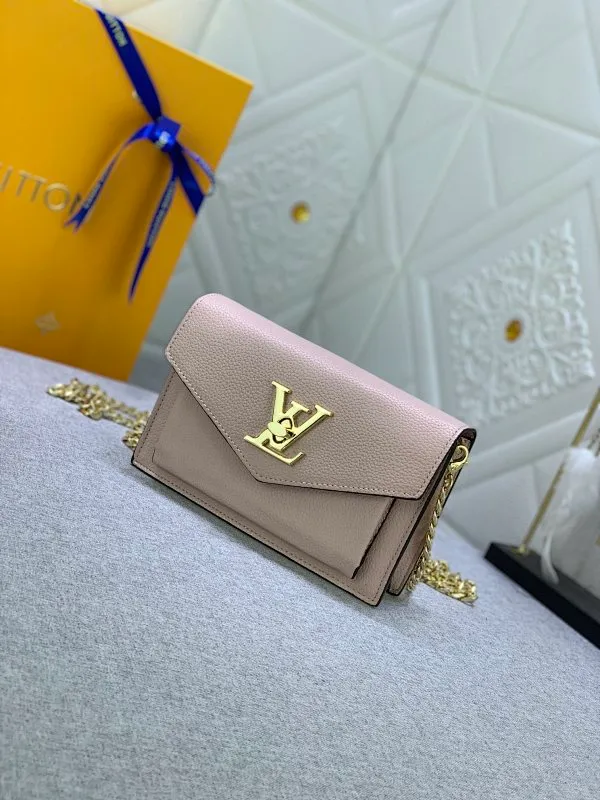 All Categories Official Website "Brand Women's Bags" Women's Bags 💙 LV This Mylockme Pochette chain bag is made of soft cow leather and continues the core elements of the Lockme series with an envelope-style flap, front pocket and LV letter hook. The trendy construction is suitable for storing mobile phones and other essentials, and the long chain allows for shoulder or cross-body wear. Detailed