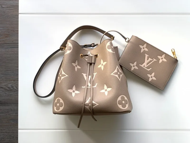 All Categories Official Website "Brand Women's Bags" Women's Bags 💙 LV 2025 New LV Crossbody Bag
