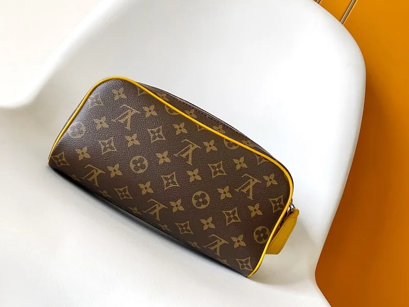 All Categories Official Website "Brand Women's Bags" Women's Bags 💙 LV 2025 New LV Cosmetic Bag