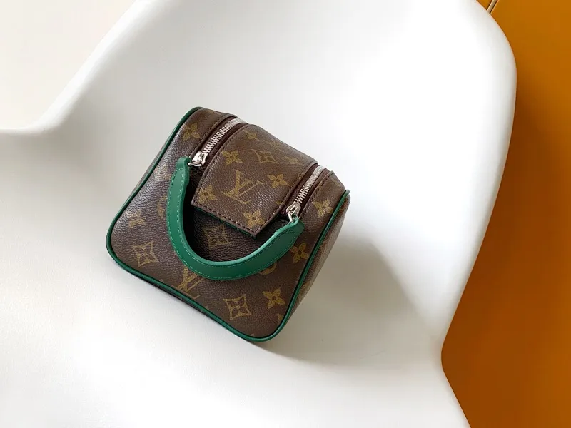 All Categories Official Website "Brand Women's Bags" Women's Bags 💙 LV 2025 New LV Cosmetic Bag