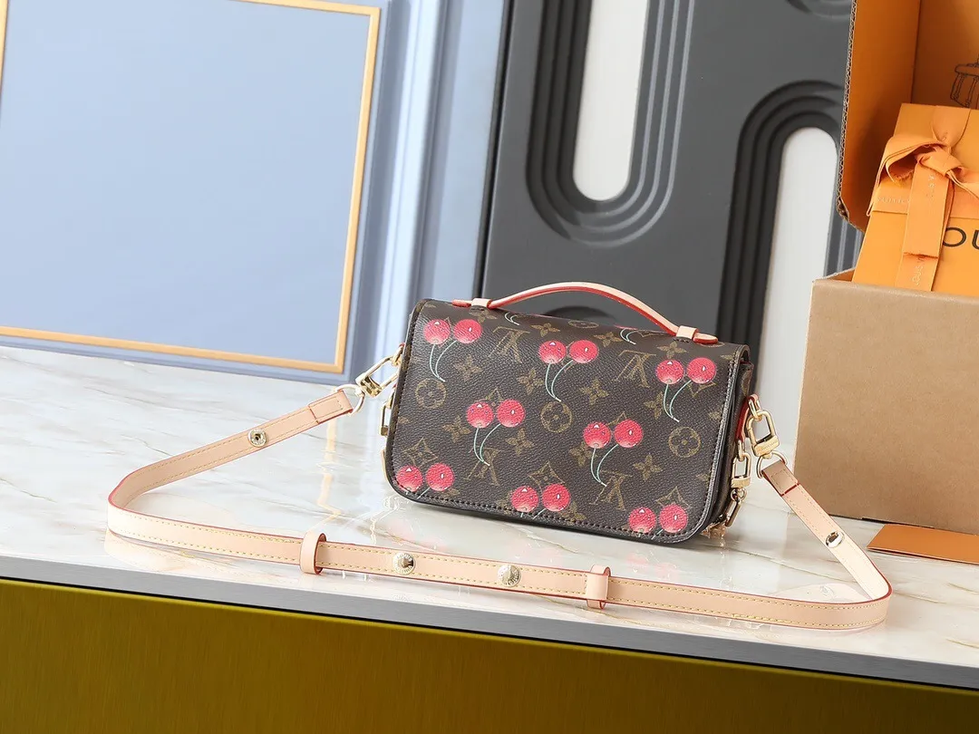All Categories Official Website "Brand Women's Bags" Women's Bags 💙 LV 2025 New LV Crossbody Bag