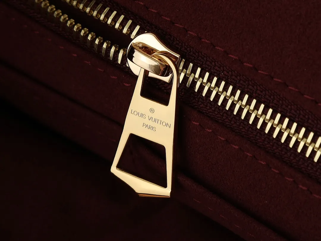 All Categories Official Website "Brand Women's Bags" Women's Bags 💙 LV LV 2026 New Crossbody Shoulder Bag