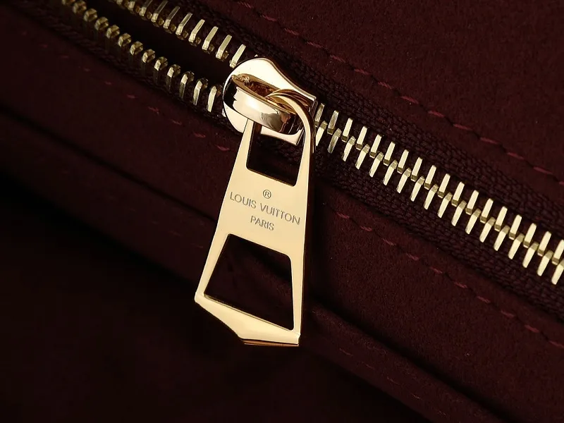 All Categories Official Website "Brand Women's Bags" Women's Bags 💙 LV LV 2026 New Crossbody Shoulder Bag