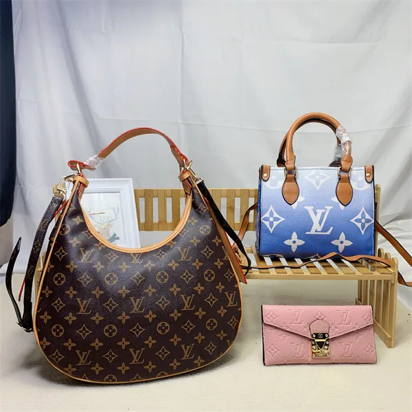 All categories Official website "Three-piece bag set" Three-piece set💖 LV 2023 new LV bag three-piece set wholesale