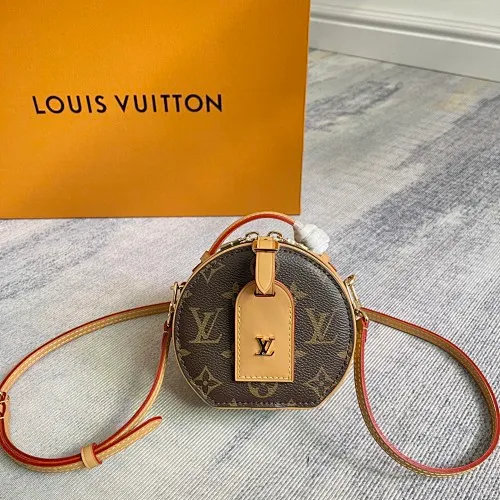 All Categories Official Website "Brand Women's Bags" Women's Bags 💙 LV 2026 New LV Crossbody Bag