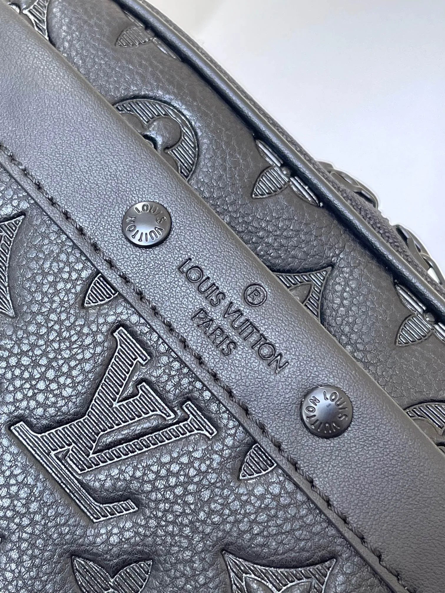 All Categories Official Website "Brand Women's Bags" Women's Bags 💙 LV 2026 New LV Crossbody Bag