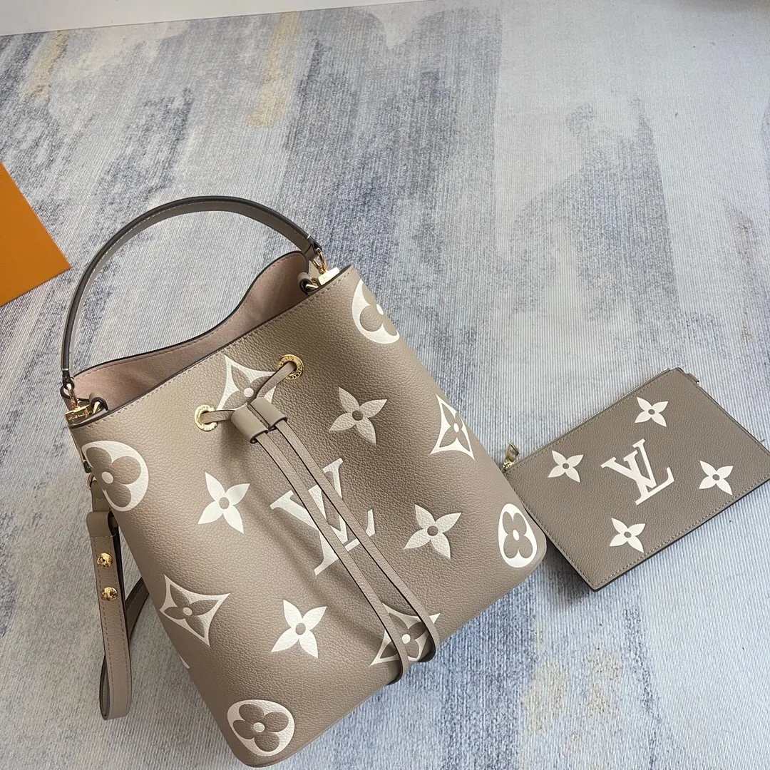 All Categories Official Website "Brand Women's Bags" Women's Bags 💙 LV 2025 New LV Crossbody Bag