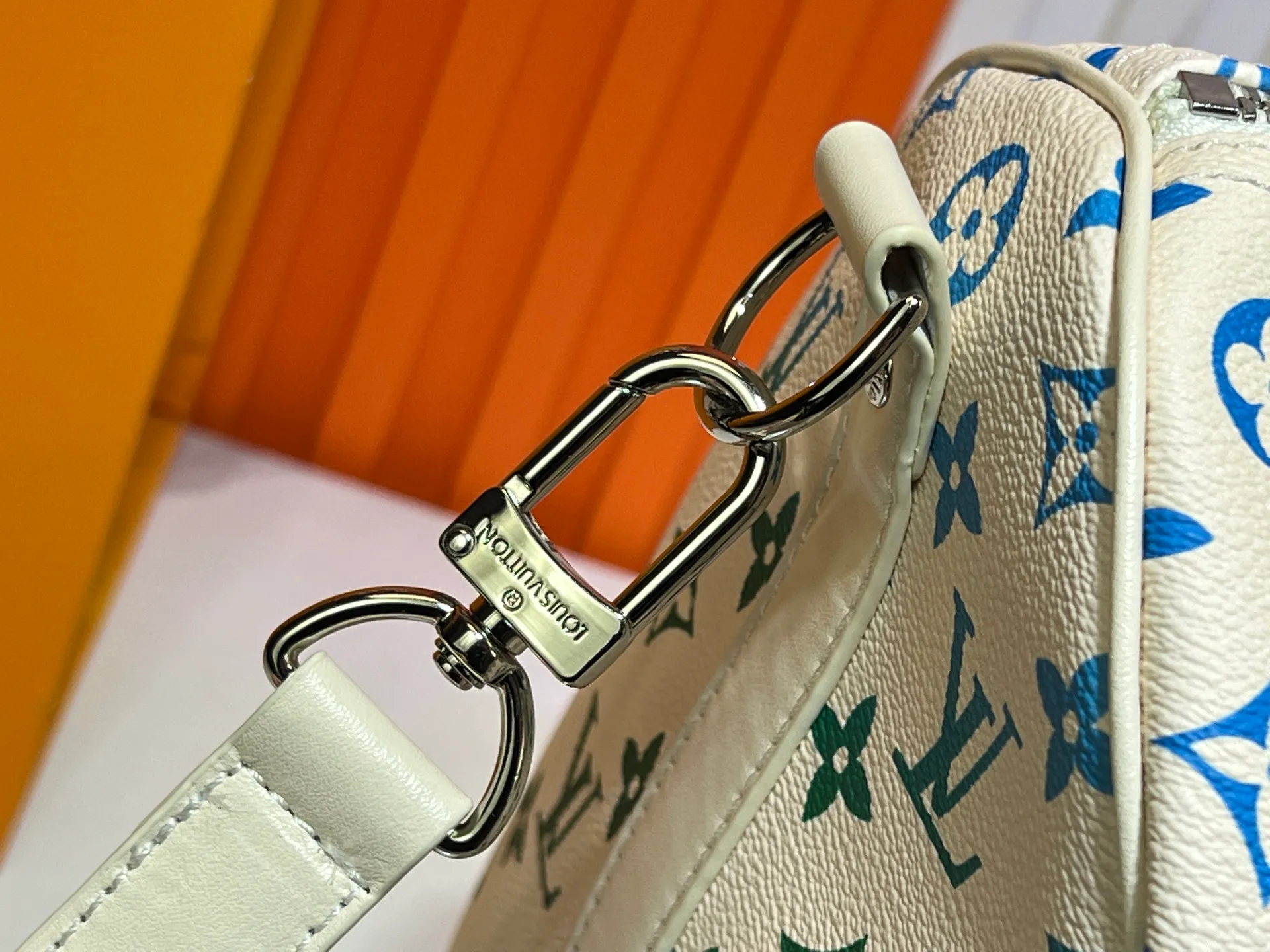 Batch 420💰New arrival M13745 41416 Gradient three-color series LV2025 spring and summer and Takashi Murakami joint model Fashion is a cycle to celebrate the 20th anniversary of the joint brand Size: 50.0X29.0X23.0cm