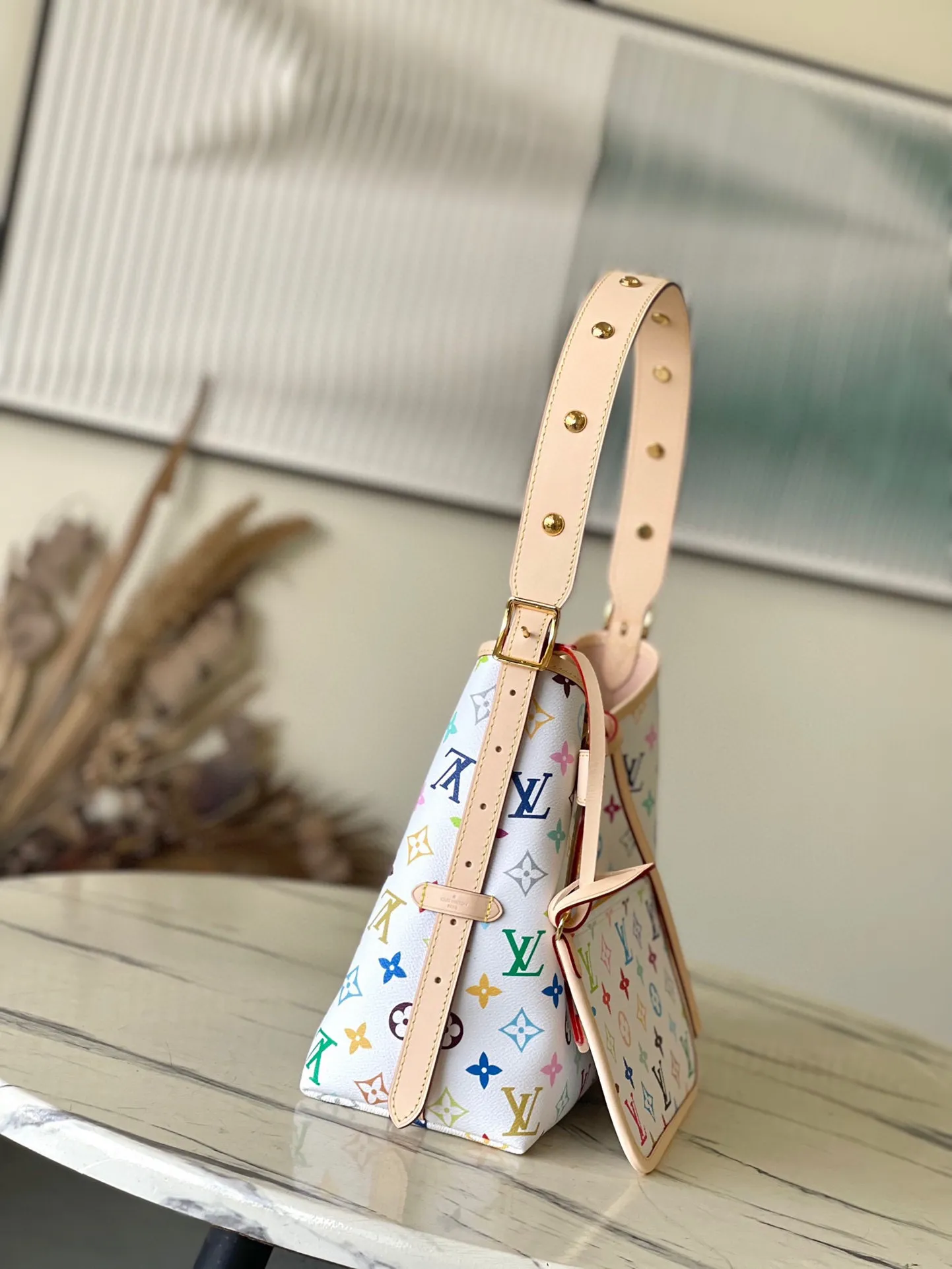 💰1000 Top Original Order M13661 This small CarryAll handbag comes from the Louis Vuitton Calf leather trim creates a figure-hugging fit, and a designer plaque details the elegant bow. Dimensions: 29 × 24 × 12 cm