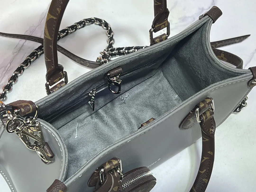 Batch 280💰Bubble Bubble Upgraded Original M20143 M45659 M45653 M46373 Full Apricot Mini Top Original This OnTheGo Tote bag is printed and dyed with the Monogram pattern and then embossed on soft grained cowhide. Its ample interior can accommodate laptops and other office supplies. The full leather embossed large flower mommy bag has a small BB size. The long and short handles are easy to carry or carry on the shoulder. Dimensions: 25.0 x 11.0 x 19.0 cm