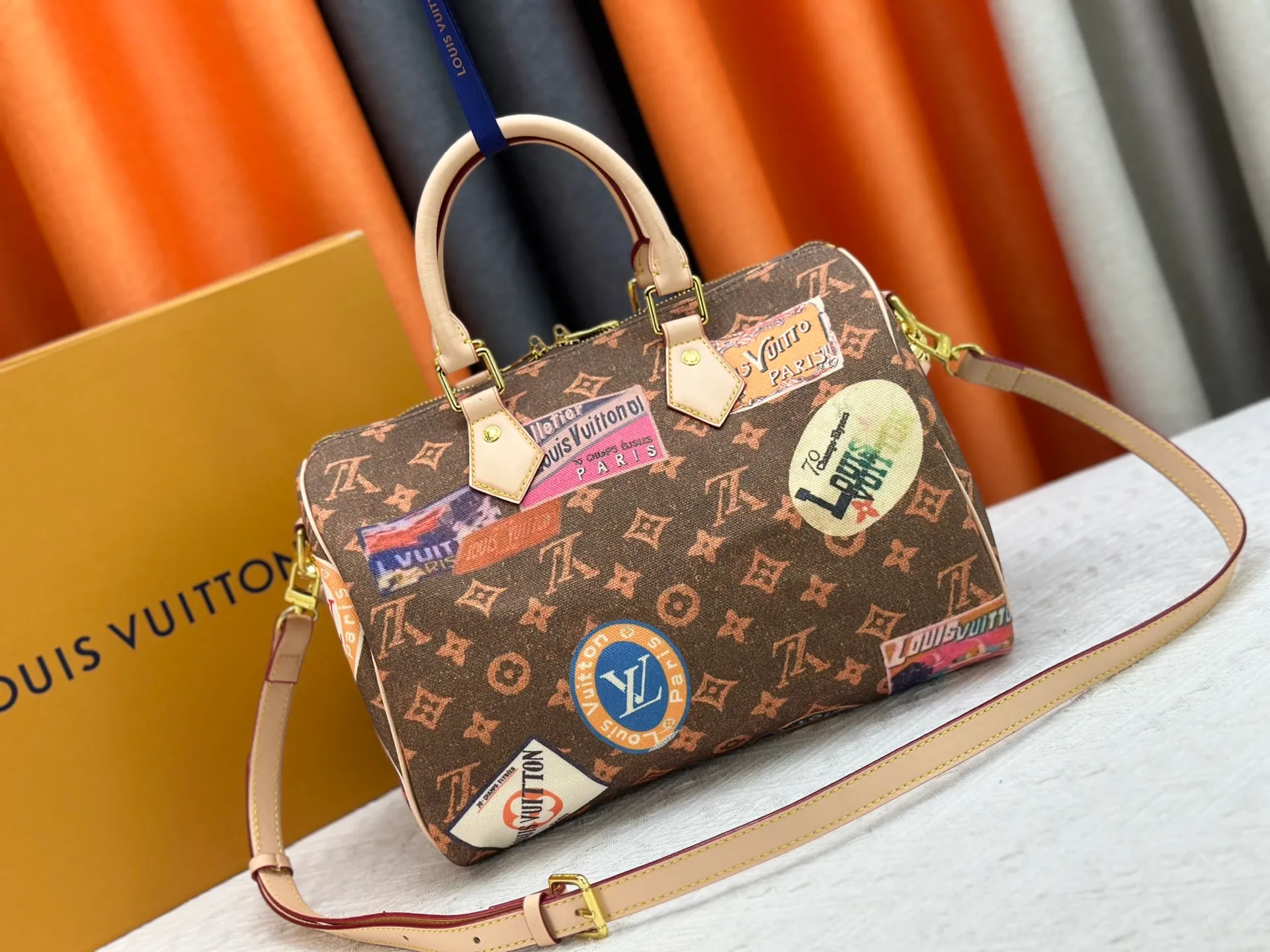 P280 Upgraded original M14587 M40391 M14736 This Sedy Soft 30 handbag interprets the Monogram Dune with retro touches, with aircraft-shaped decoration and collage effect label, paying tribute to the design of the Gaston Louis Vuitton collection series. The long handle makes it easy to carry on the shoulder, making it a great travel companion. 30.0 x 21.0 x 17.0 cm (L x H x W) • Coated canvas • Cow leather trim • Metal hardware • Double zipper closure • Internal zippered pocket • Key holder • Patch name tag • Airplane style decoration • Holds 9" tablet, 6.7" smart phone, Ziy long wallet, keys, tissues, and sun • Shoulder strap: removable, non-adjustable • Strap half length: 24.0 cm • Handle: Double handle.