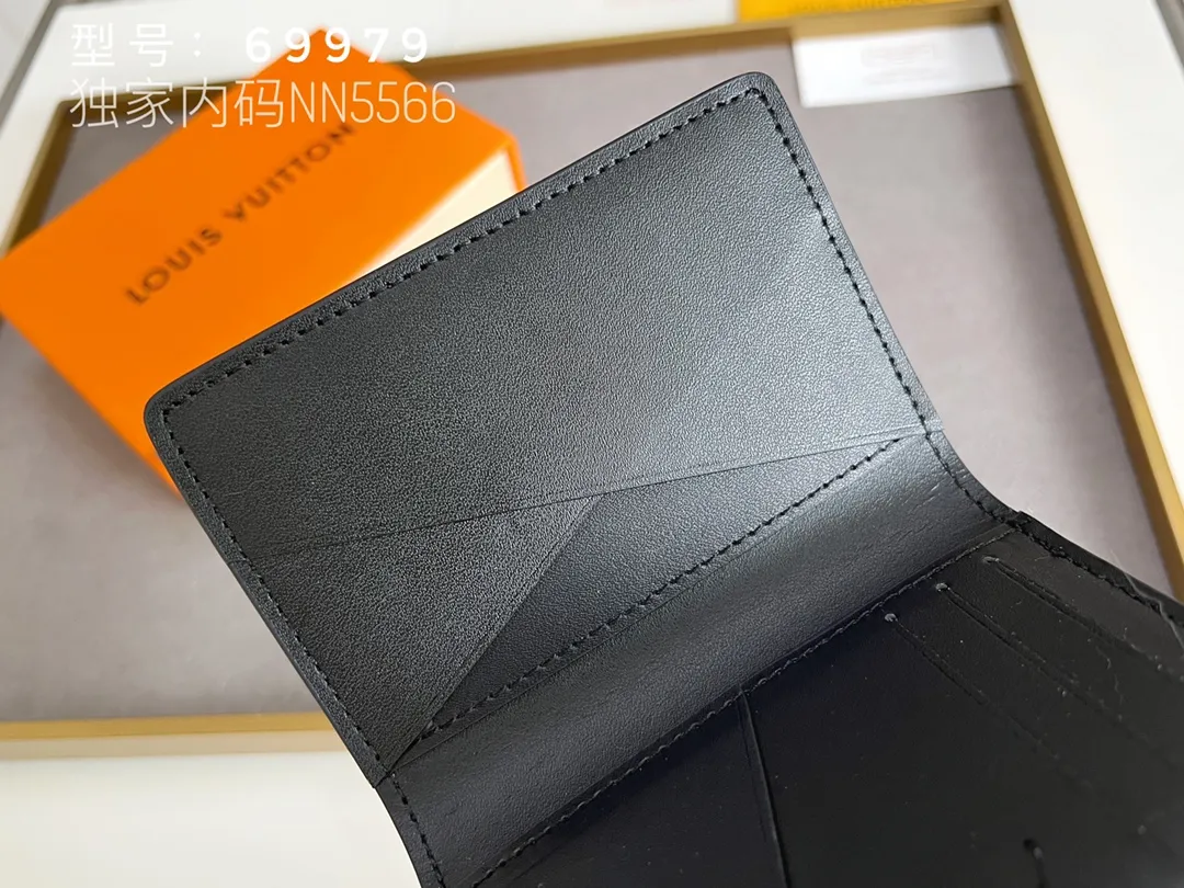 💰110 Top Original 💎Aerogram full leather pebbled pocket clip, can store cards, can be stored in handbags and clothing pockets, metal LV letter mark, highlighting the brand identity, fine workmanship, serial number inside, model: M69979 M63144 black hardware size: 11x8