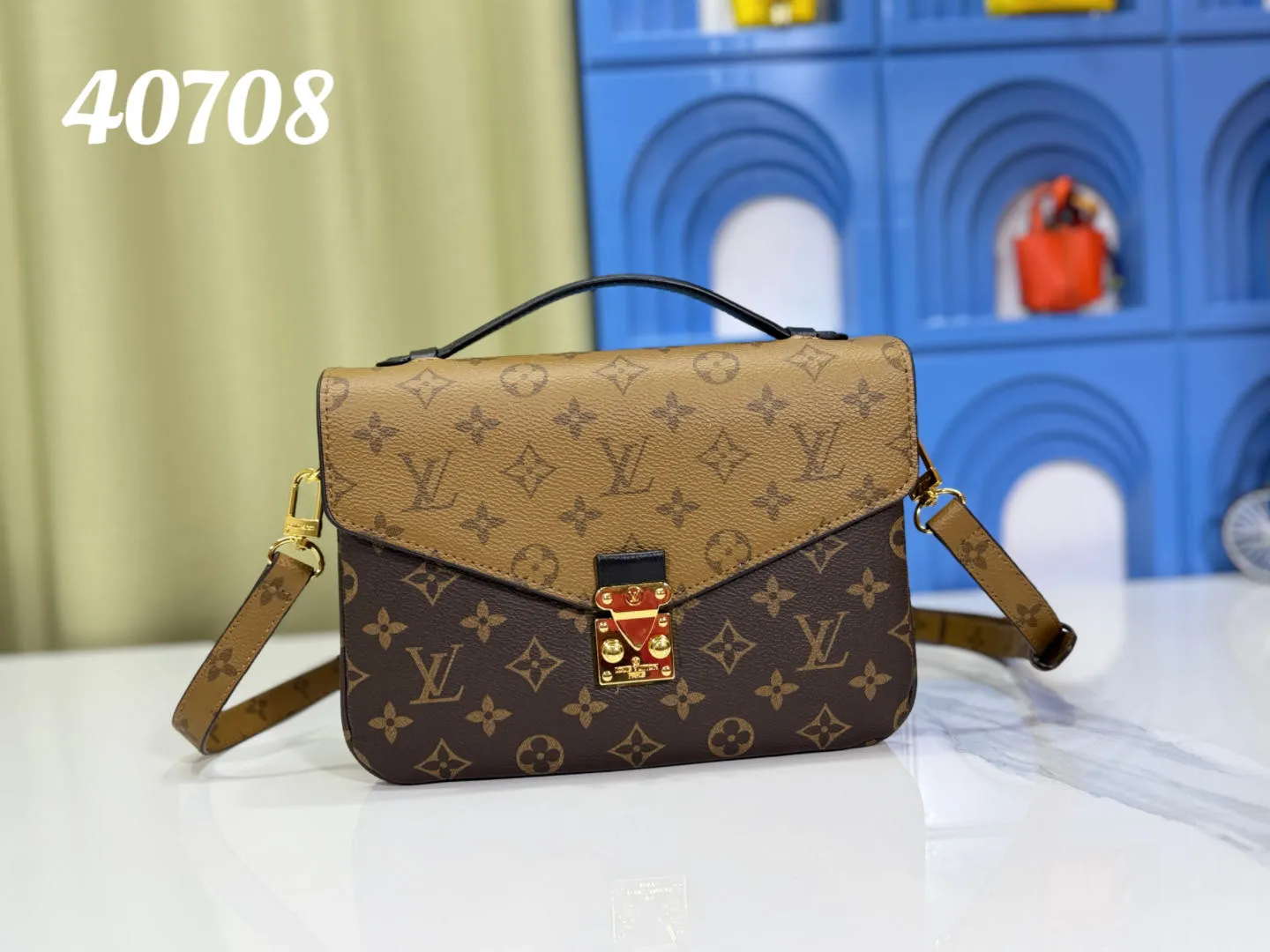 P220 Upgraded original M44875 presbyopic M44876 yellow flower M40780 shipped Métis handbag's compact shape exudes elegance. Made of soft Monogram canvas, compact size with many practical pockets and compartments Dimensions: 25 x 19 x 9 cm