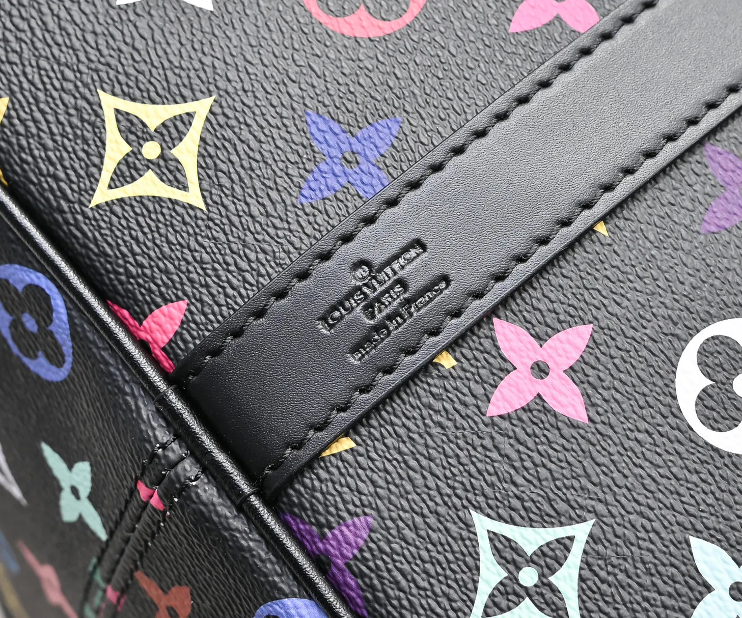 P💰440 new arrival M13745 41416 black color white color 33 color series LV2025 spring and summer and Takashi Murakami joint model Fashion is a cycle to celebrate the 20th anniversary of the joint name Size: 50.0X29.0X23.0cm