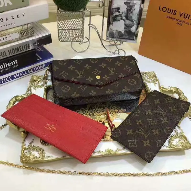 P140 Model: 61276 Size 21/11/2 Introduction: The Louis vuitton Felicie three-piece handbag is elegant and luxurious. It contains two detachable pockets and is a fashionable choice for carrying and organizing your daily necessities. It is more than just a wallet, after removing the gold chain, it can also be used as a charming clutch or small handbag ""