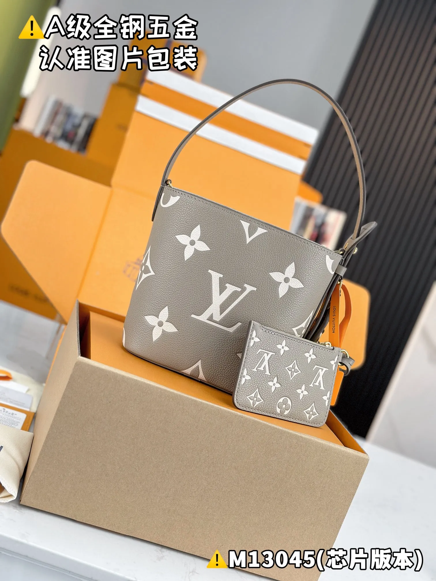 💰1960 [Authentic grade] [Special grade MB original leather] ALL IN BB handbag Model: M13045 Material: A+ grade all-steel hardware, imported original leather Packing: Full set of special grade duty-free MB packaging Dimensions: 18 x 12 x 16 cm