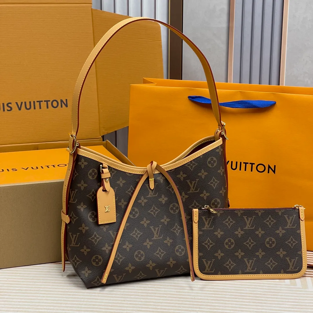 [Upgraded version] P640🐶Upgraded version. High quality. Semi-steel hardware❣️M46203🐶 Comes with a complete set of packaging✌️CARRYALL small handbag CarryAll small handbag is made of Monogram canvas and leather trim, making it a personal companion for urban life. The generous construction has a neat interior and a large interior pocket adds a functional element. Monogram canvas zippered clutch secured with leather strap. Dimensions: 29 x 24 x 12 cm