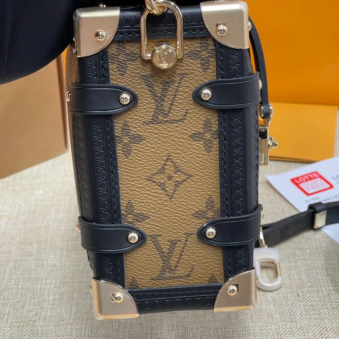 [Upgraded version] P540💰Upgraded version with full set of packaging M46358 Lv Wang Zha’s new bag trunk Gu Ailing’s catwalk soft box s is finally here!!! Super stylish upupup search🔍Lv soft box (box) size 23*16