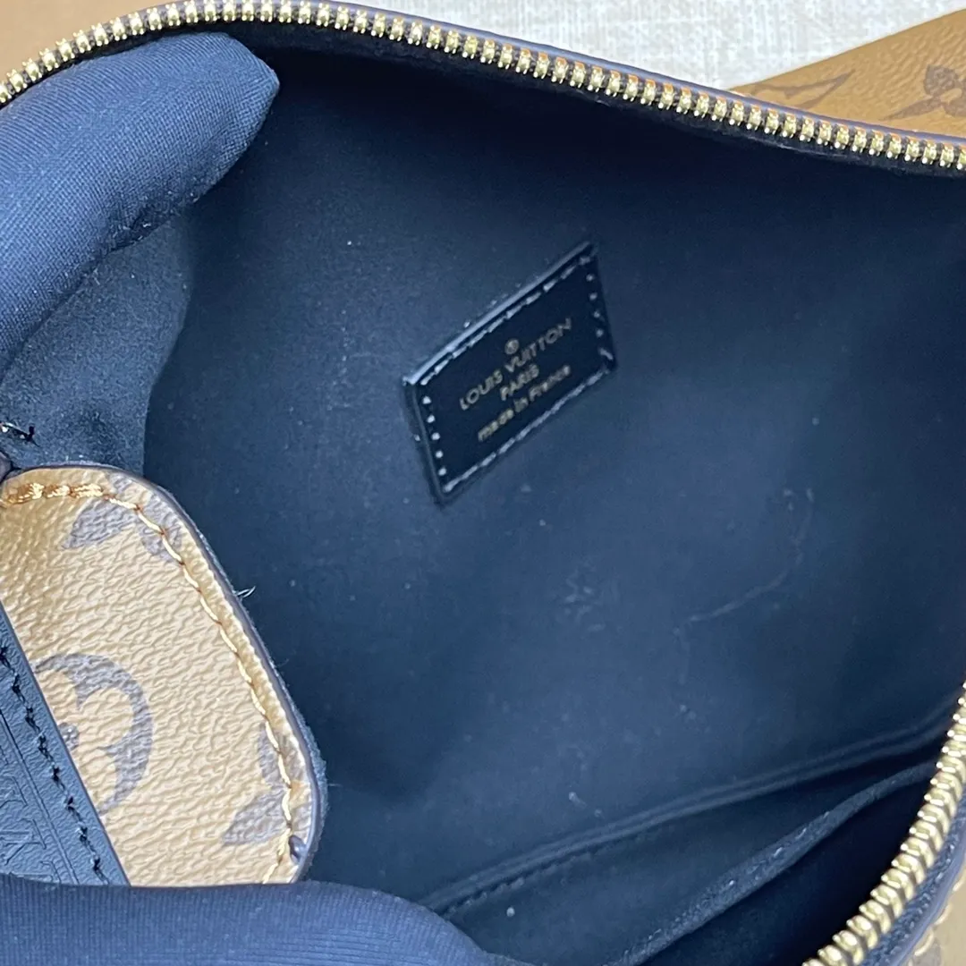[Upgraded version] P540💰Upgraded version with full set of packaging M46358 Lv Wang Zha’s new bag trunk Gu Ailing’s catwalk soft box s is finally here!!! Super stylish upupup search🔍Lv soft box (box) size 23*16